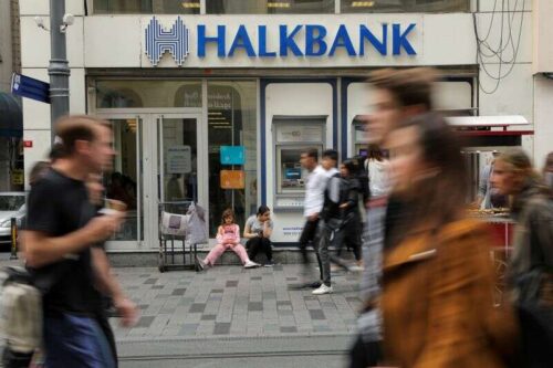 Die türkische Halkbank kann wegen Verstößen gegen die Iran-Sanktionen verfolgt werden, US-Berufungsgericht regelt von Reuters